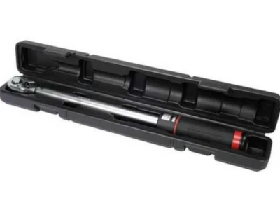 Klucz dynamometryczny 1/2, moment obrotowy 10–110 Nm, długość 470 mm. Yato YT-07607