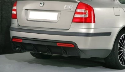 Dyfuzor tylnego zderzaka Skoda Octavia A5 2004-2009 czerwony odblaski AVTM SKOKTA50409