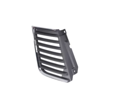 Prawa atrapa chłodnicy Mitsubishi L200 2005-2010, górna, czarna, AVTM, 184813992