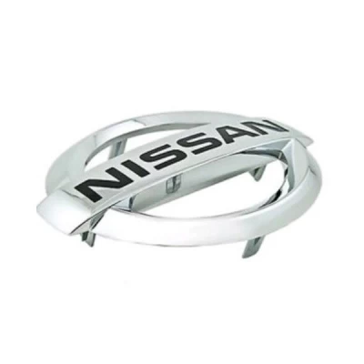 Emblemat grilla Nissan Juke 2010-2019/Sentra 2012-, 628901KA0A
