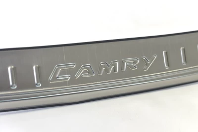 Nakładka ochronna na tylny zderzak Toyota Camry 55 EU 2015–2017 HAVOC (stal nierdzewna)