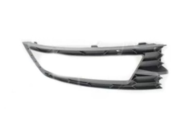 Kratka zderzaka prawa Skoda Octavia A7 2013-2017, z otworem na światło przeciwmgielne, AVTM, 186415914