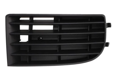 Kratka zderzaka prawa Volkswagen Golf 5 2003-2008, bez otworu na światło przeciwmgielne, AVTM, 1K08536669B9, 7402 992