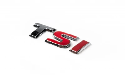 Emblemat z napisem "TSI" do Volkswagen Jetta 2011-2018, T — chrom, SI — czerwony, AVTM, 645A100227