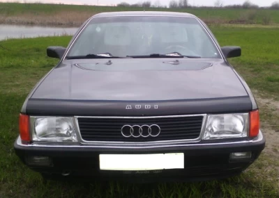 Owiewka maski do Audi 100 (44 nadwozie C3) 1983-1991 Vip Tuning AD01