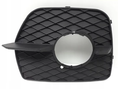 Kratka zderzaka prawa BMW X6 E71 2012-2014, z otworem na światło przeciwmgielne, czarna, z wyłączeniem M-Sport, AVTM, 51117188384, 181414912