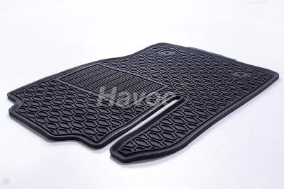 Oryginalne dywaniki do Ford Kuga/Escape od 2013 HAVOC