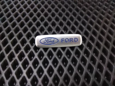 Podłoga mata emblemat Ford, AVTM LGEV10261