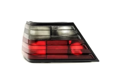 Szkło Lampa tylna lewa Mercedes 124 SD 1984-1996, czerwona/przyciemniona AVTM 18352618S3-E Szkło Lampa tylna lewa Mercedes 124 SD 1984-1996, czerwona/przyciemniona AVTM 18352618S3-E