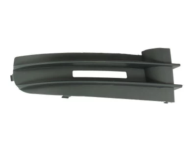 Kratka zderzaka prawa Volkswagen Caddy 2 2004-2010, z wyłączeniem Life, bez otworu na światło przeciwmgielne, AVTM, 2K08536847G9, 7406 912