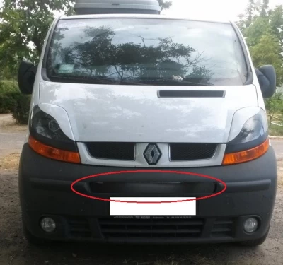 Zimowa osłona grilla do Renault Trafic/Opel Vivaro 2001-2006 środkowy, połysk AVTM FLGL0127