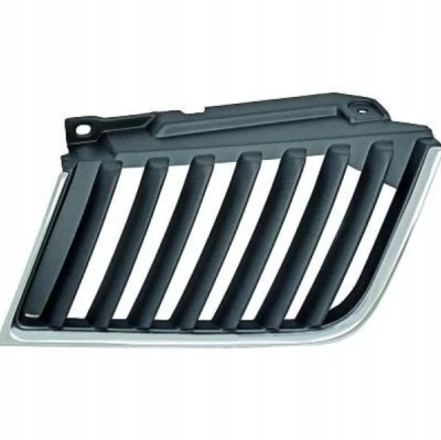 Prawa atrapa chłodnicy Mitsubishi L200 2010-2015/Pajero Sport 2009-2013, górna, AVTM, 184820994