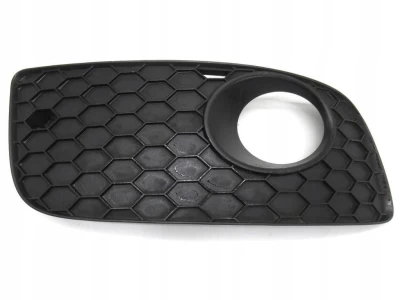 Kratka zderzaka prawa Volkswagen Golf 5 GTI 2003-2008, z otworem na światło przeciwmgielne, uszczelniony, AVTM, 1K0854662F9B9, 7402 998