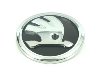 Emblemat grilla Skoda Octavia A8 2020-, czarny 90 mm, 5E3853621CFOD