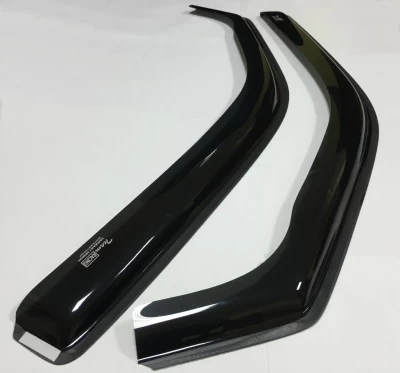 Owiewki szyb montowane w uszczelce do Volkswagen T5 2003-2D 2 szt. 31146 Heko