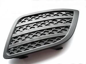 Kratka zderzaka prawa Ford Fiesta 2006-2008, bez otworu na światło przeciwmgielne, AVTM, 1441354, 2805 994
