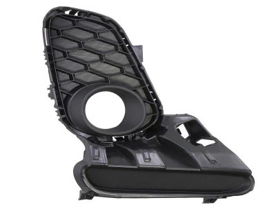 Kratka zderzaka prawa Mazda 3 BL 2011-2012, z otworem na światło przeciwmgielne, AVTM, BGV450C11B, 4418 924