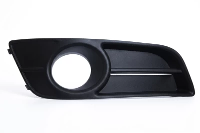 Kratka zderzaka prawa Toyota Corolla HB 2005-2007, z otworem na światło przeciwmgielne, AVTM, 5212802120, 7004 996