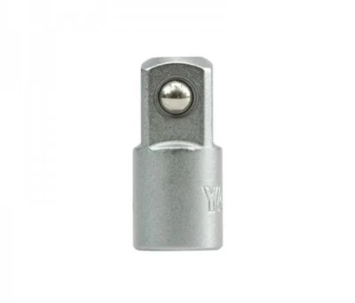 Adapter 1/4(wewnętrzny kwadrat) × 3/8(zewnętrzny kwadrat) Yato YT-1438