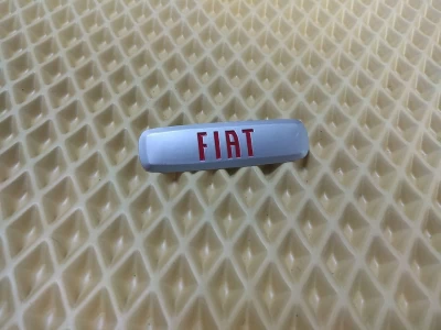 Podłoga mata emblemat Fiat, AVTM LGEV10262