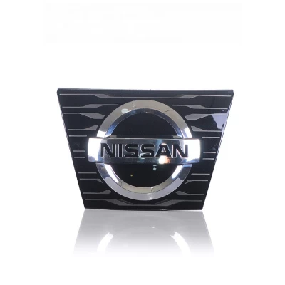 Emblemat grilla Nissan X-Trail T32/Rogue T32 2014-, do adaptacyjnego tempomatu, 628906FL0A