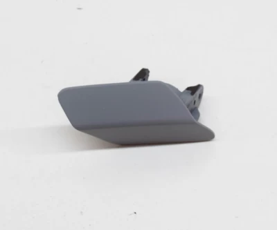 Zaślepka spryskiwacza reflektora prawa BMW 3-Series F30/F31 2012-2015, M-Sport, AVTM, 51118067970, 181422926