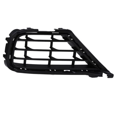 Kratka zderzaka prawa Volkswagen Touareg 2014-2018, czarna, AVTM, 7P6853666B, 187429912