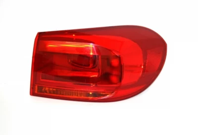 Oryginalna lampa tylna prawa Volkswagen Tiguan 2012-2016, zewnętrzna, 5N0 945 096Q
