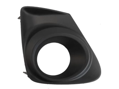 Kratka zderzaka prawa Toyota Corolla 2010-2013, z otworem na światło przeciwmgielne, AVTM, 8148102210, 7015 914