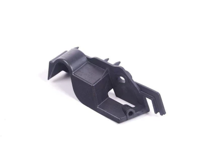 Prawy wspornik mocowania przedniego zderzaka Audi A4 B8 2012-2016, AVTM, 8K0807284H, 181215932
