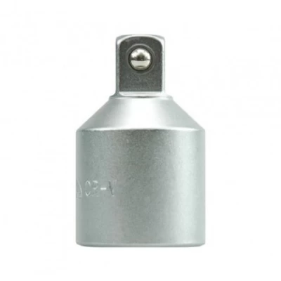 Adapter 3/8(wewnętrzny kwadrat) × 1/4(zewnętrzny kwadrat) Yato YT-3853