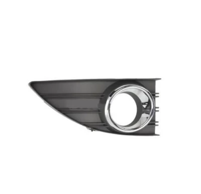 Kratka zderzaka prawa Renault Fluence 2010-2013, z otworem na światło przeciwmgielne, z chromowanym wykończeniem, AVTM, 261523809R, 5628 912