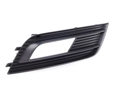 Kratka zderzaka prawa Audi A4 B8 2012-2016, z wyłączeniem S-Line, ABS, tworzywo sztuczne, AVTM, 8K0807682K01C, 1215 912