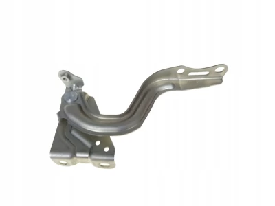 Prawy zawias maski Toyota Yaris 2014-2020 5341052330 AVTM 187028286