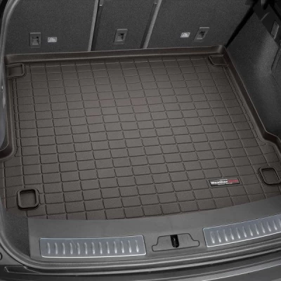 Mata do bagażnika Land Rover Discovery 2017-, klimatyzacja 4-strefowa, czarna, WeatherTech 401084