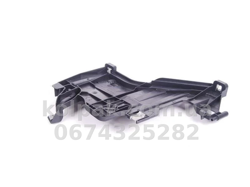 Праве кріплення передньої фари Audi A4 B8 2008-2012, AVTM, 8K0941454, 181208934 Праве кріплення передньої фари Audi A4 B8 2008-2012, AVTM, 8K0941454, 181208934 — фото 1