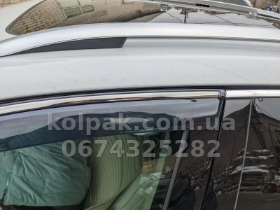 Дефлектори вікон Volkswagen Touareg 2010–2018 HAVOC — з хромованою смугою — фото 10