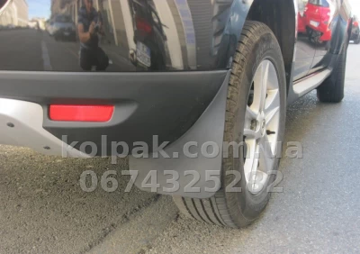 Оригінальні бризковики Renault Duster 2010- задні 2 шт. Renault 788121885R — фото 2