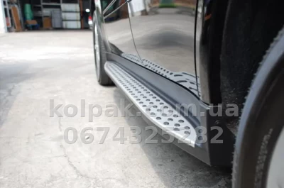 Stopnie boczne do Mercedes ML164 2005-2011 AVTM OEMST11057 Stopnie boczne do Mercedes ML164 2005-2011 AVTM OEMST11057 — zdjęcie 3