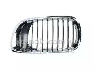 Решітка радіатора BMW 3-Series E46 2001-2005, у капоті, ліва хромована, ребра чорні, ABS-пластик, AVTM, 181401993