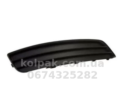 Права решітка бампера Audi A3 2008-2012, без отвору для протитуманної фари, чорна, AVTM, 8P0807682D9B9, 181203914