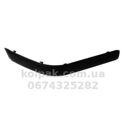 Правий молдинг переднього бампера BMW 3-Series E36 1990-1994, AVTM, 51111960712, 180060922 Правий молдинг переднього бампера BMW 3-Series E36 1990-1994, AVTM, 51111960712, 180060922