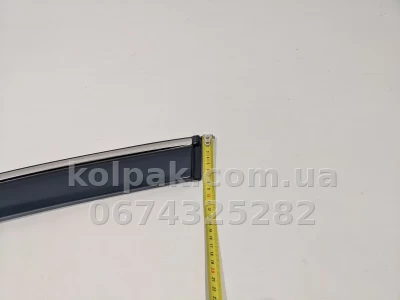 Дефлектори вікон Volkswagen Touareg 2010–2018 HAVOC — з хромованою смугою — фото 5