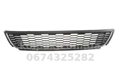 Решітка бампера Volkswagen Polo 5 HB 2009-2015, середня, із хромованим молдингом, AVTM, 6R08536719B9, 7415 915 Решітка бампера Volkswagen Polo 5 HB 2009-2015, середня, із хромованим молдингом, AVTM, 6R08536719B9, 7415 915