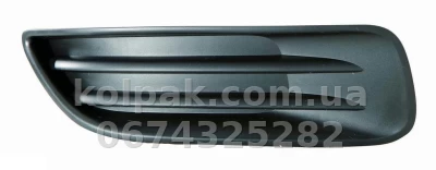Права решітка бампера Toyota Corolla HB 2005-2007, без отвору для протитуманної фари, AVTM, 5212702070, 7004 994