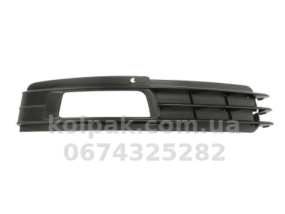 Права решітка бампера Audi A6 2008-2011, AVTM, 4F0807682P, 1204 996