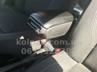 Podłokietnik Renault Duster 2010- czarny AVTM 420206031 — zdjęcie 5
