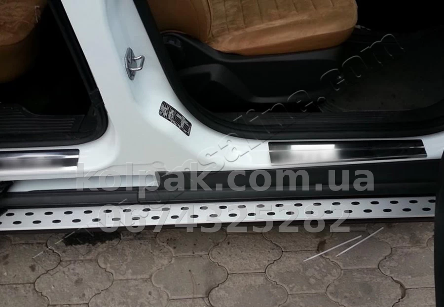 Chrome door sill trims (4 pcs) Ford Courier 2014-, OmsaLine, 2625091 Chrome door sill trims (4 pcs) Ford Courier 2014-, OmsaLine, 2625091 β photo 1