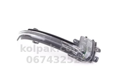 Правий покажчик повороту Audi A3 2010-2012/A4/A5 2010-2015, у дзеркалі, AVTM, 181203M32