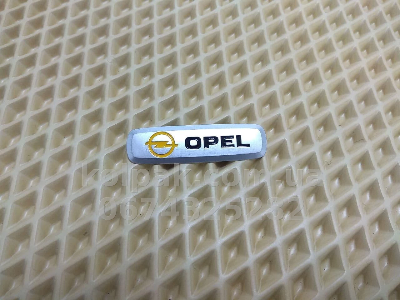 Podłoga mata emblemat Opel, AVTM LGEV10271 Podłoga mata emblemat Opel, AVTM LGEV10271 — zdjęcie 1